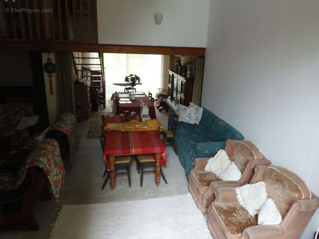 Maison à SAINT-DIZANT-DU-GUA