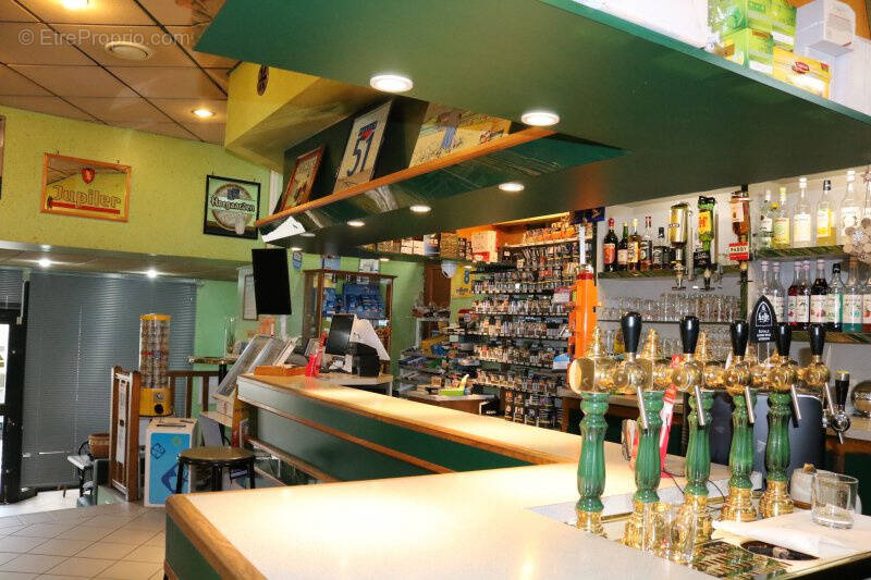 Commerce à TONNERRE