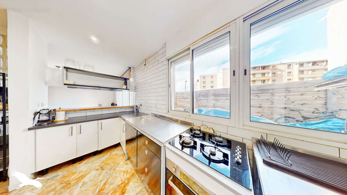 Appartement à MARSEILLE-13E