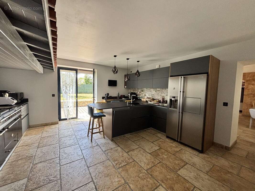 Maison à SAINT-TRIVIER-SUR-MOIGNANS