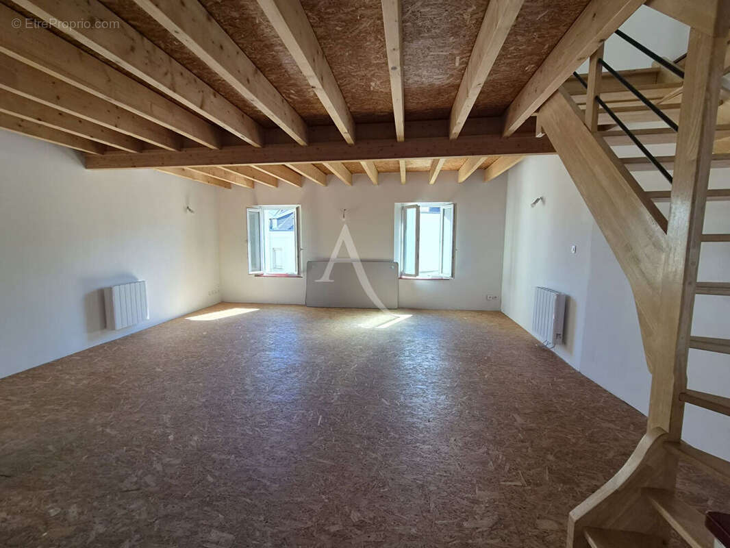Immeuble Doue En Anjou 6 pièce(s) - photo 17