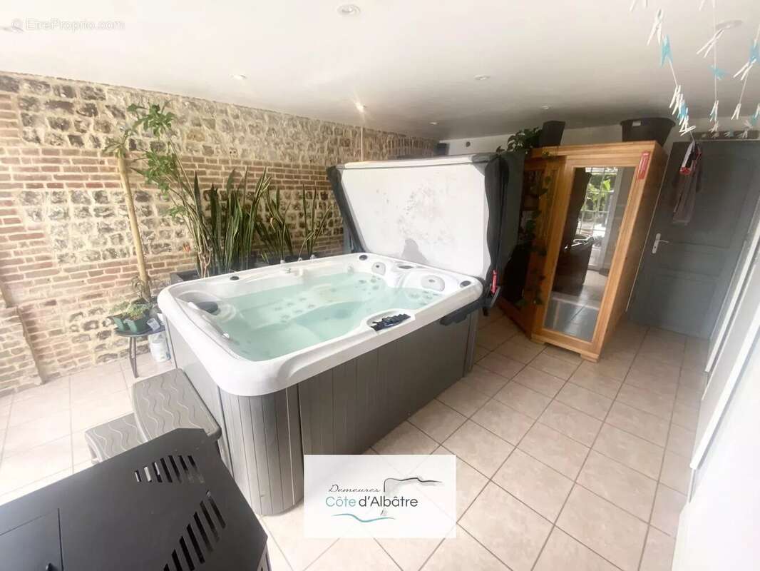 Maison à OURVILLE-EN-CAUX