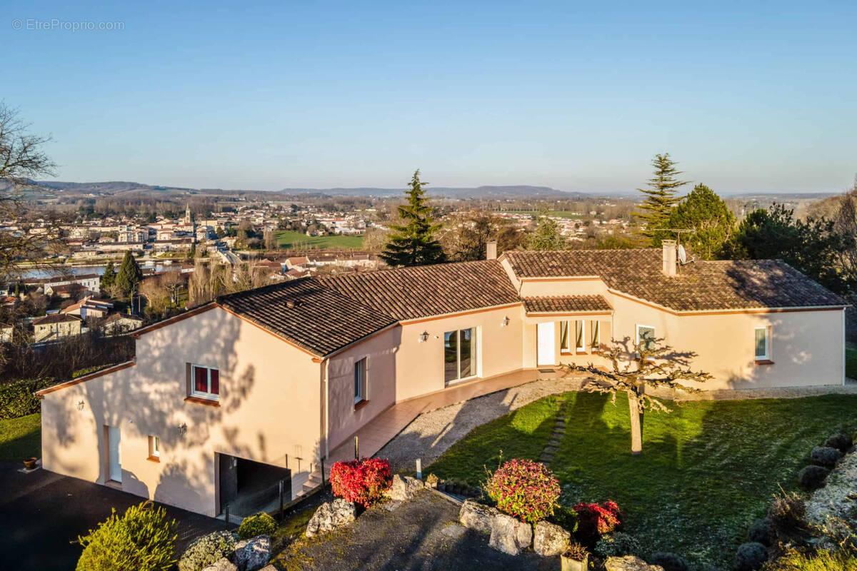 Maison à PENNE-D'AGENAIS