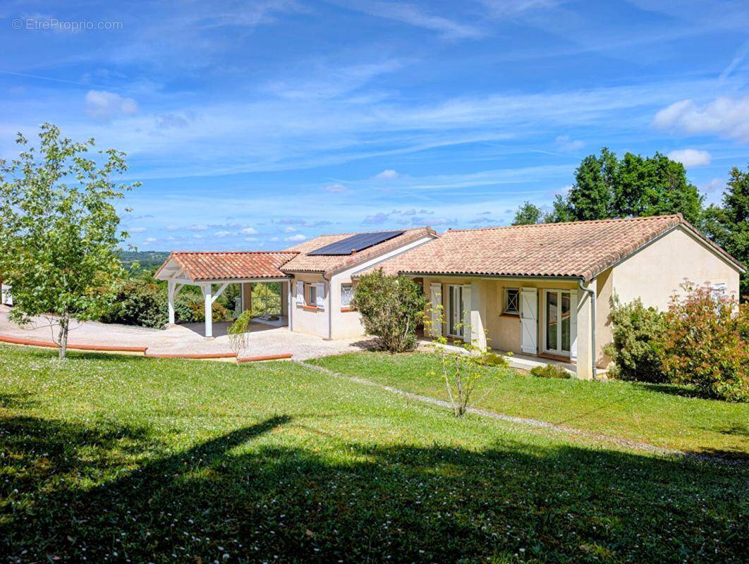 Maison à LE PLAN