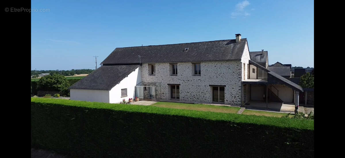 Maison à MARTIGNE-SUR-MAYENNE