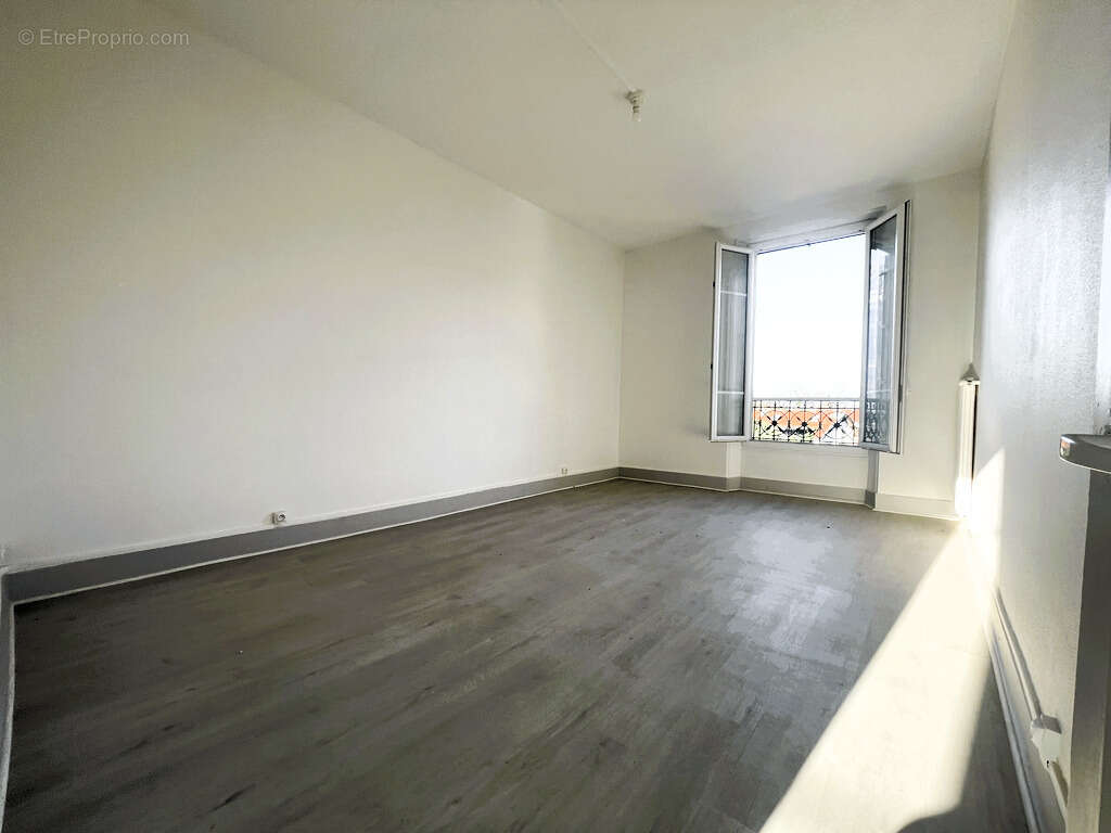 Appartement à VILLARD-BONNOT