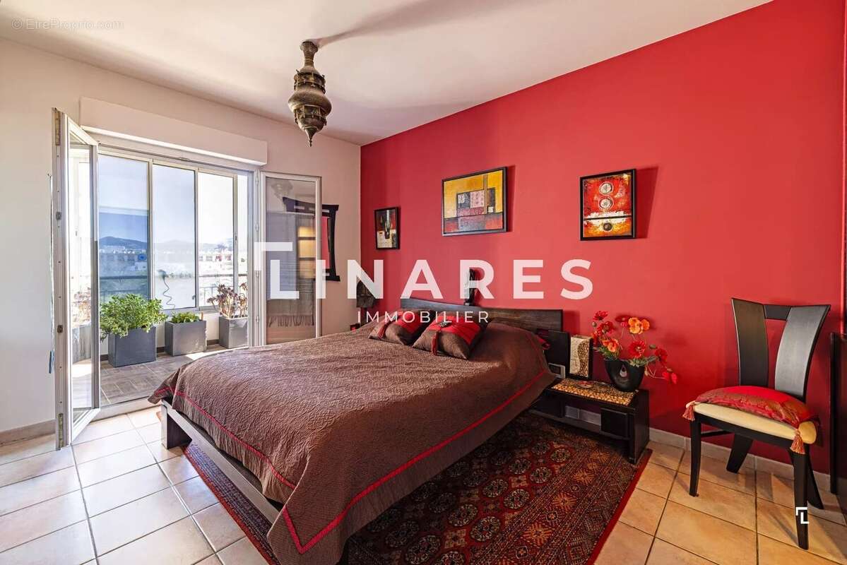 Appartement à MARSEILLE-8E
