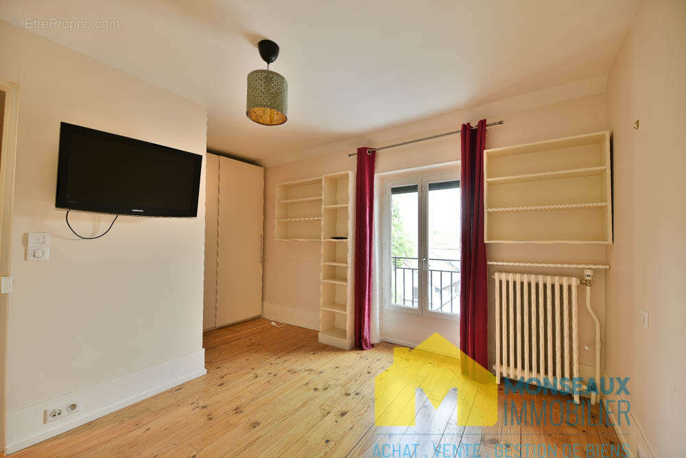 Maison à LONGJUMEAU