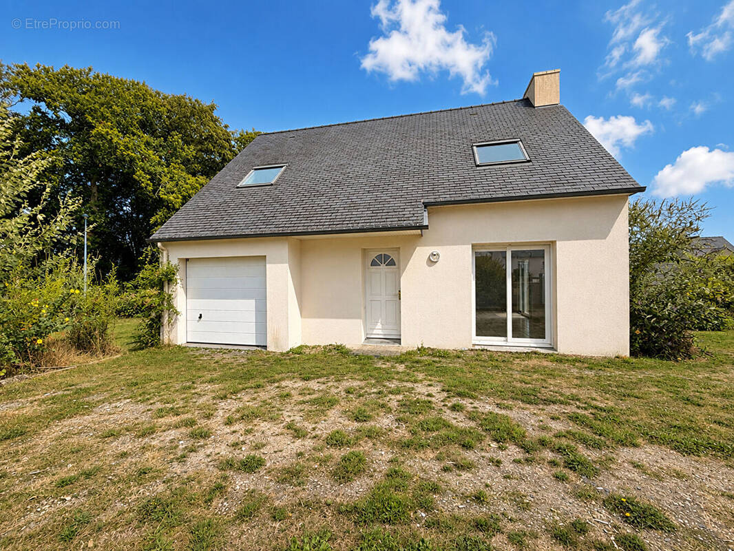 Maison à PLOUGONVEN