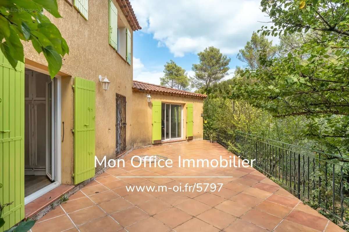 Référence : 5797-GBE - Maison 5 pièces avec piscine et pool house - photo 10
