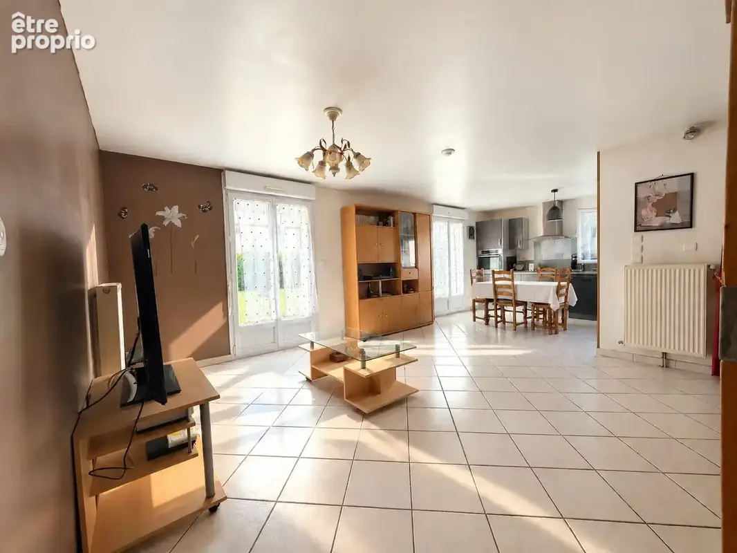 Maison 5 pièces 108 m² à vendre à Scionzier (74950) - photo 3