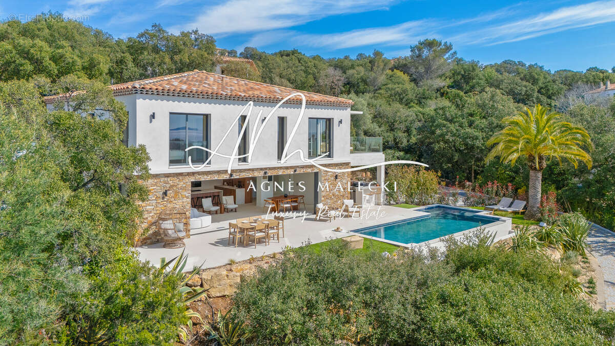 Maison à LA CROIX-VALMER