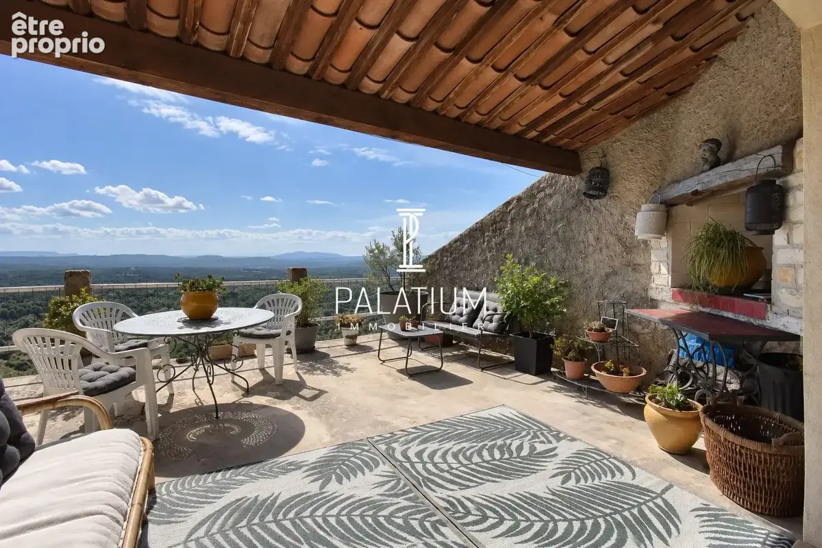 Maison 7 pièces 113 m² à vendre à Saint-Julien (83560) - photo 2