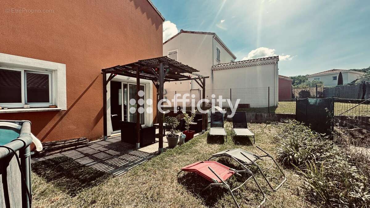 Maison à MONTELIMAR