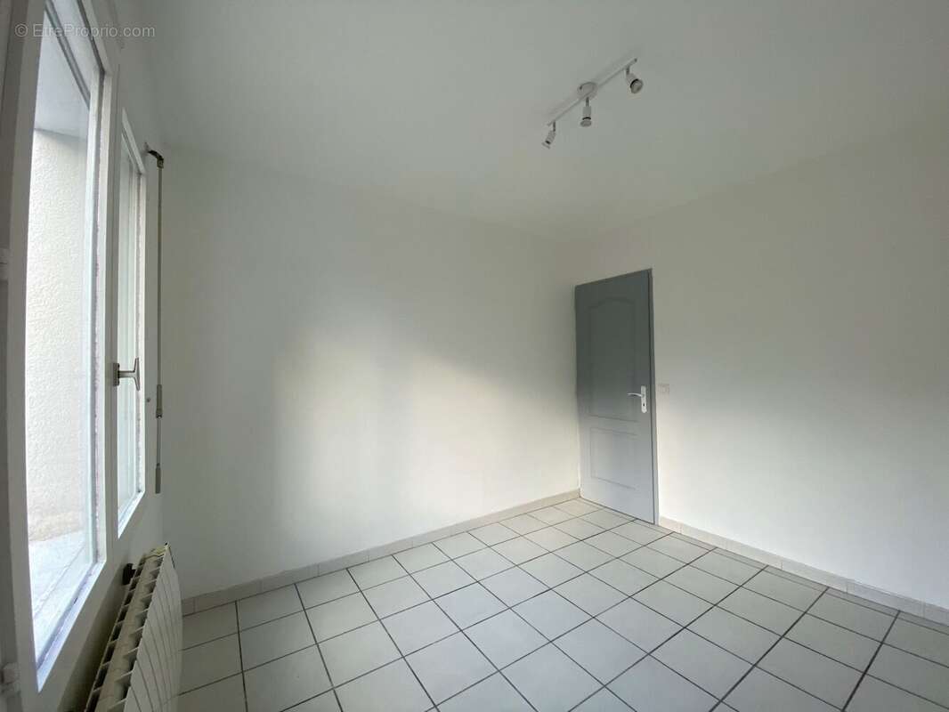 Appartement 48 m² à Ares  - photo 8