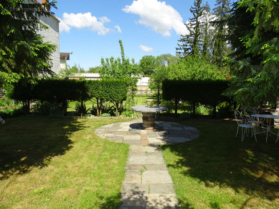 Maison à CHATILLON-SUR-SEINE