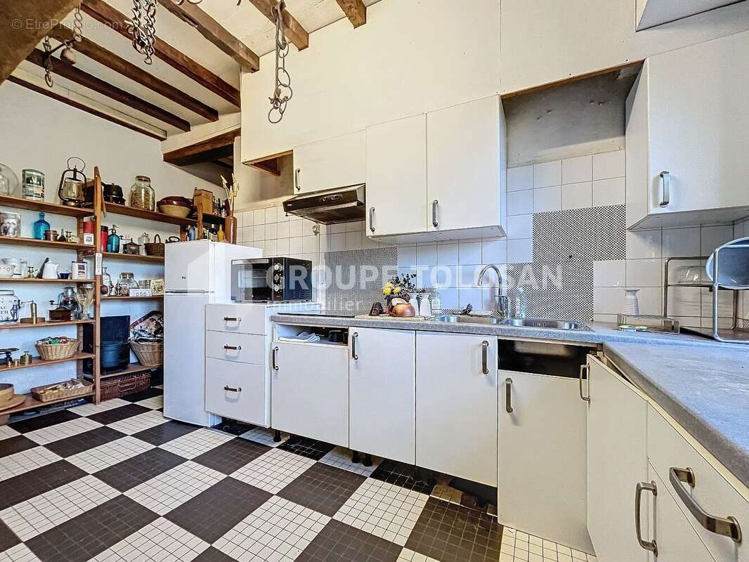 Maison à LAVERNOSE-LACASSE