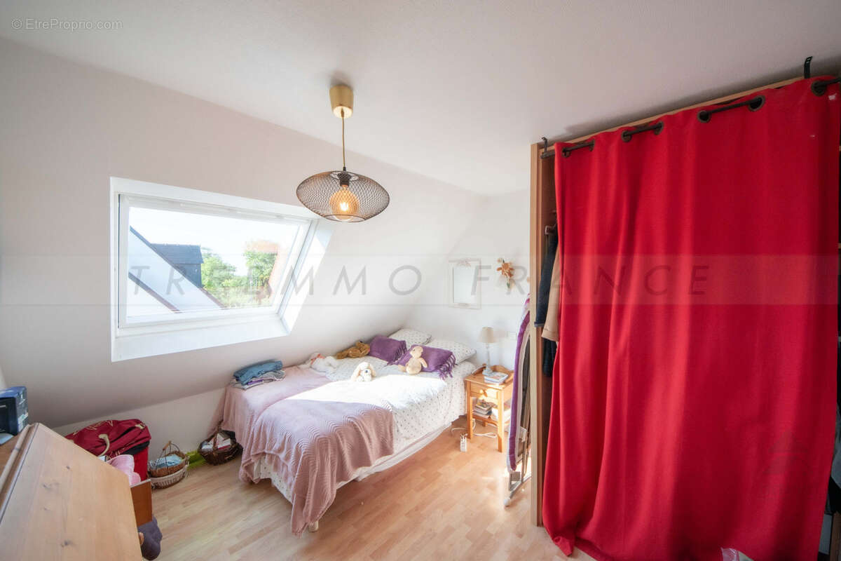 A vendre - guilers - maison de 150 m2 - 4 chambres - terrain de 545 m2 - dependances - 354000€ - photo 9