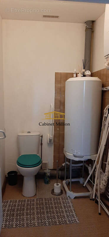 Appartement à VIC-LA-GARDIOLE