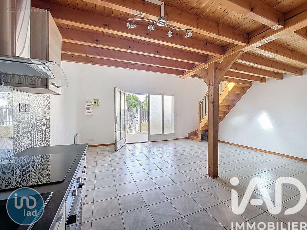 Photo 5 - Appartement à ROMILLY-SUR-SEINE