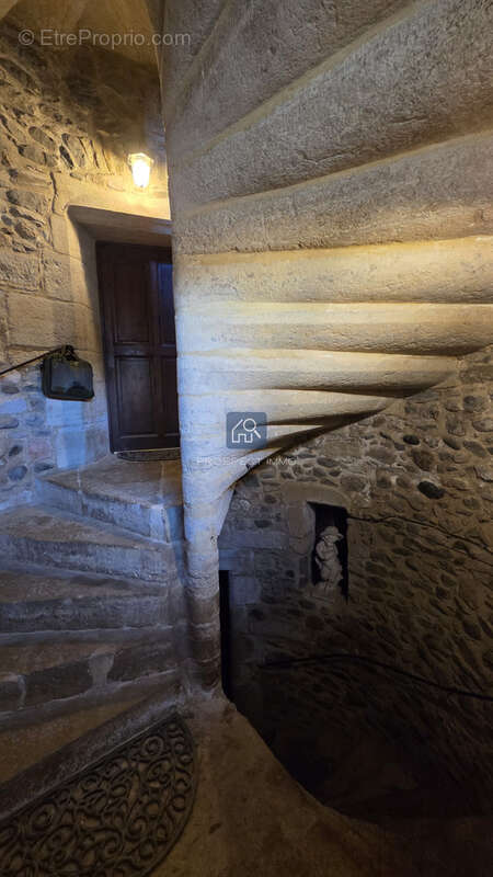 Maison à SAINT-GENIEZ-D'OLT