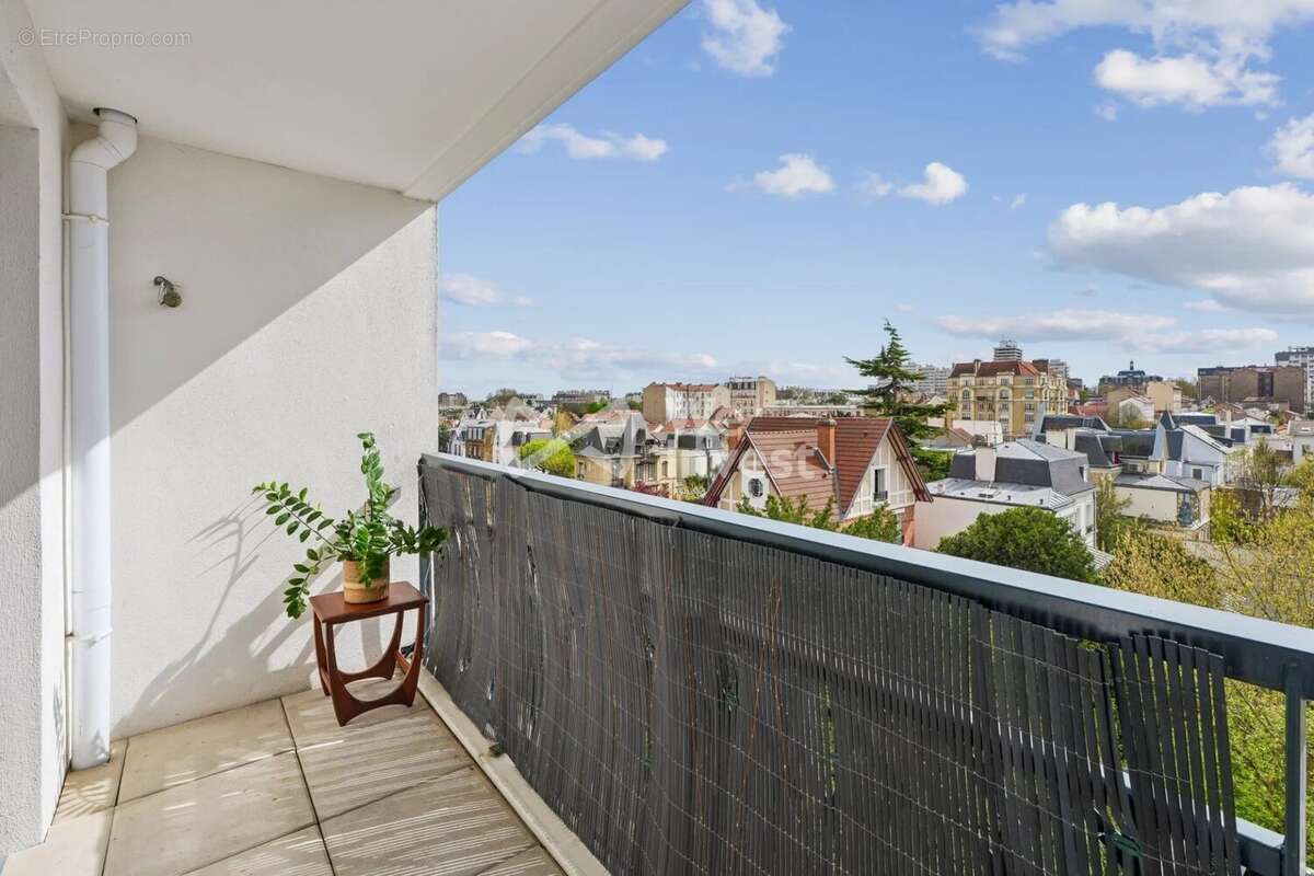 Appartement à COLOMBES