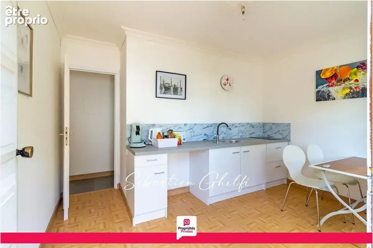 maison à pieds des commerces- 3 chambres dont 1 studio-double garage - photo 15