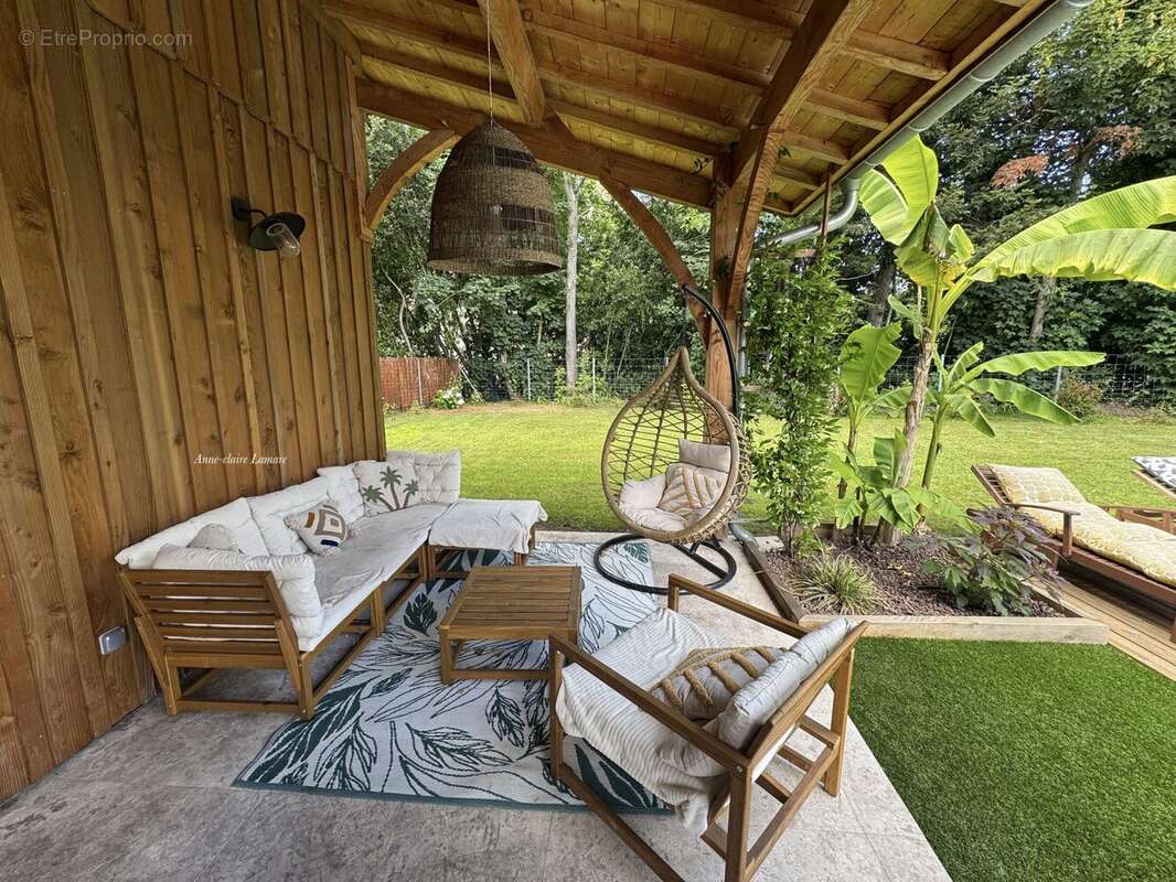 Maison à PARENTIS-EN-BORN