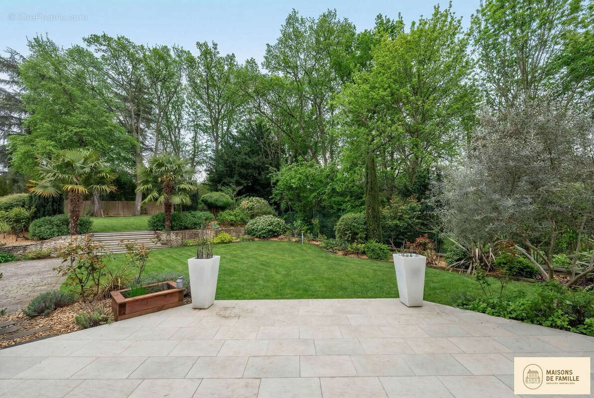 Maison à LE VESINET