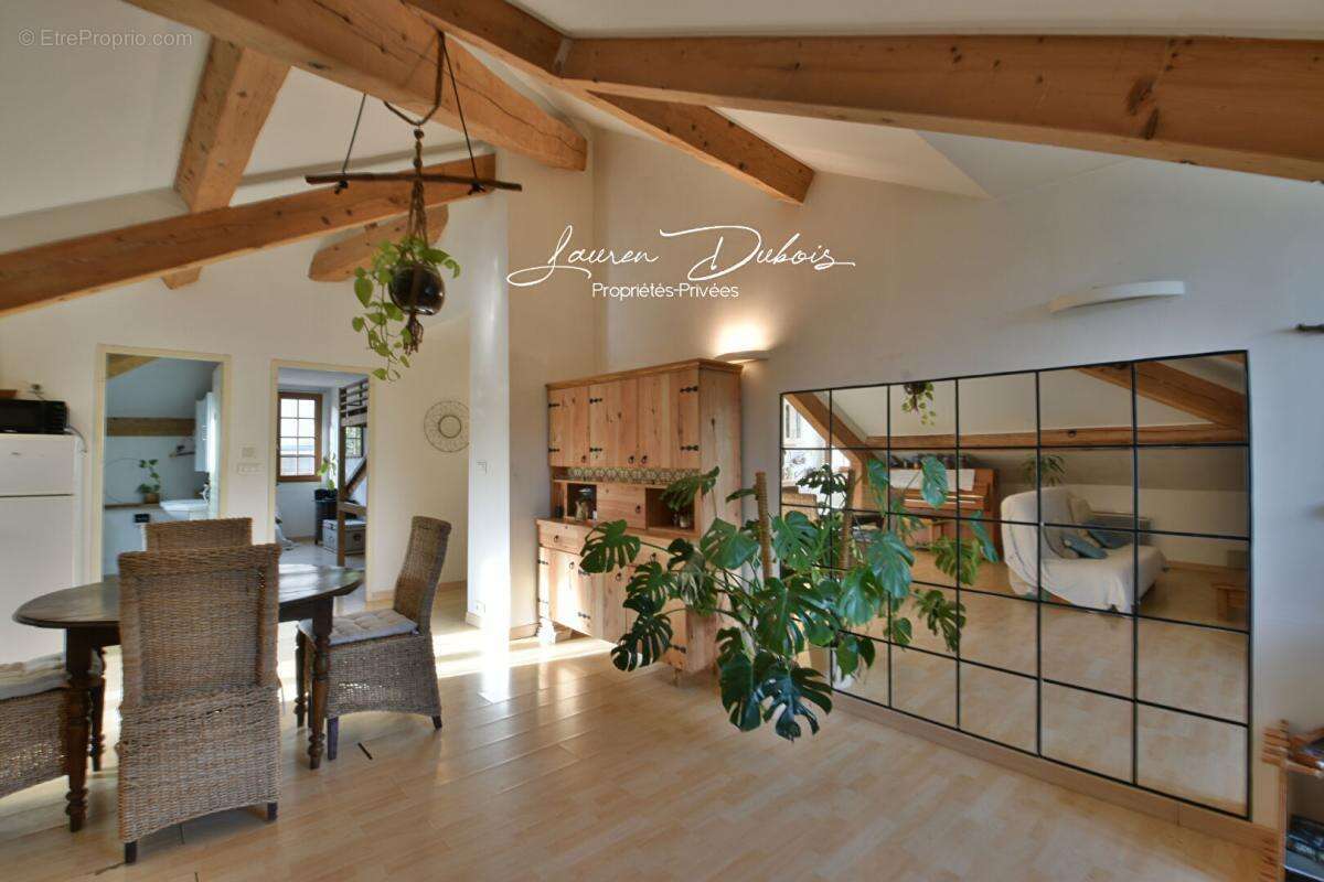 Appartement à SERRES