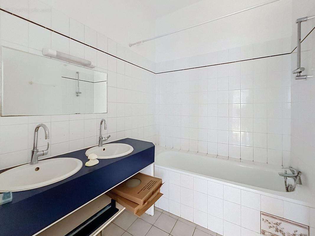 Appartement À Vendre LA ROCHELLE - photo 7