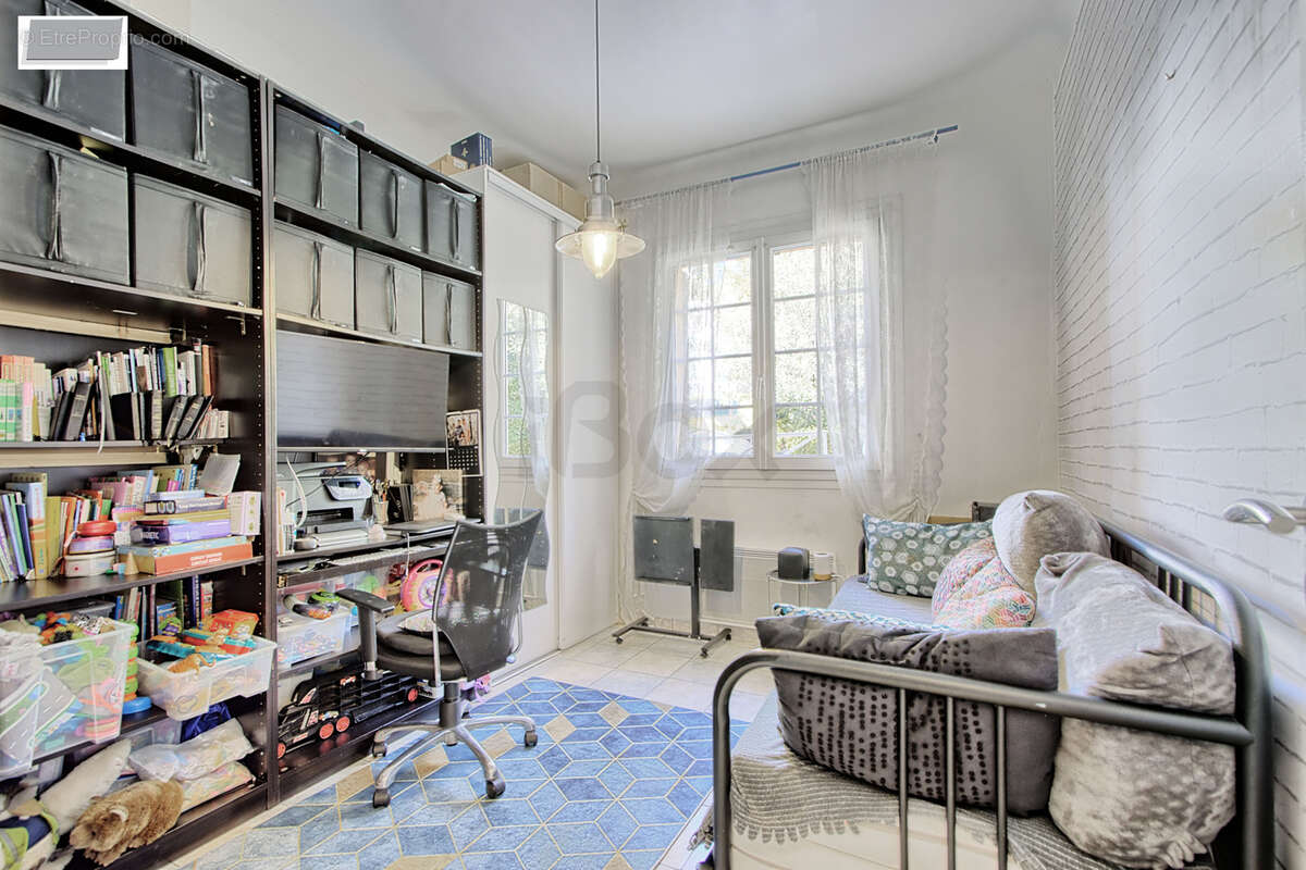 Maison à LA VALETTE-DU-VAR