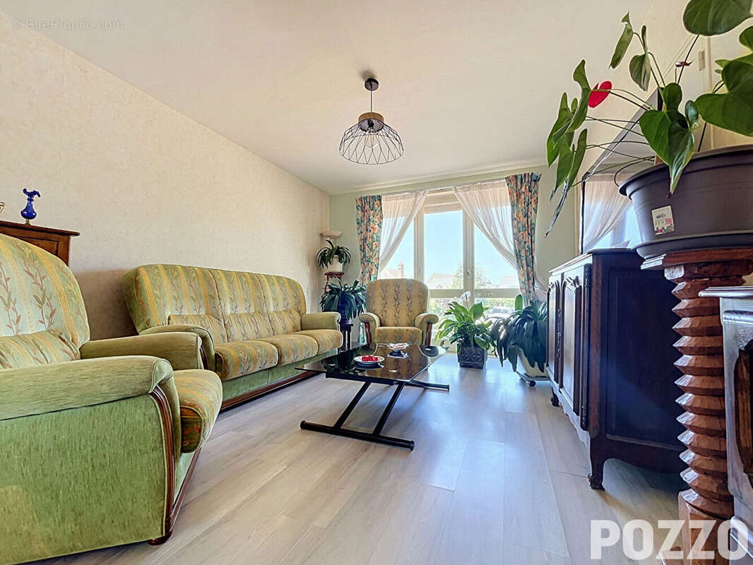 Maison Saint Pair Sur Mer 5 pièce(s) 107 m2 - À seulement 500 mètres des commerces et de la plage ! - photo 3