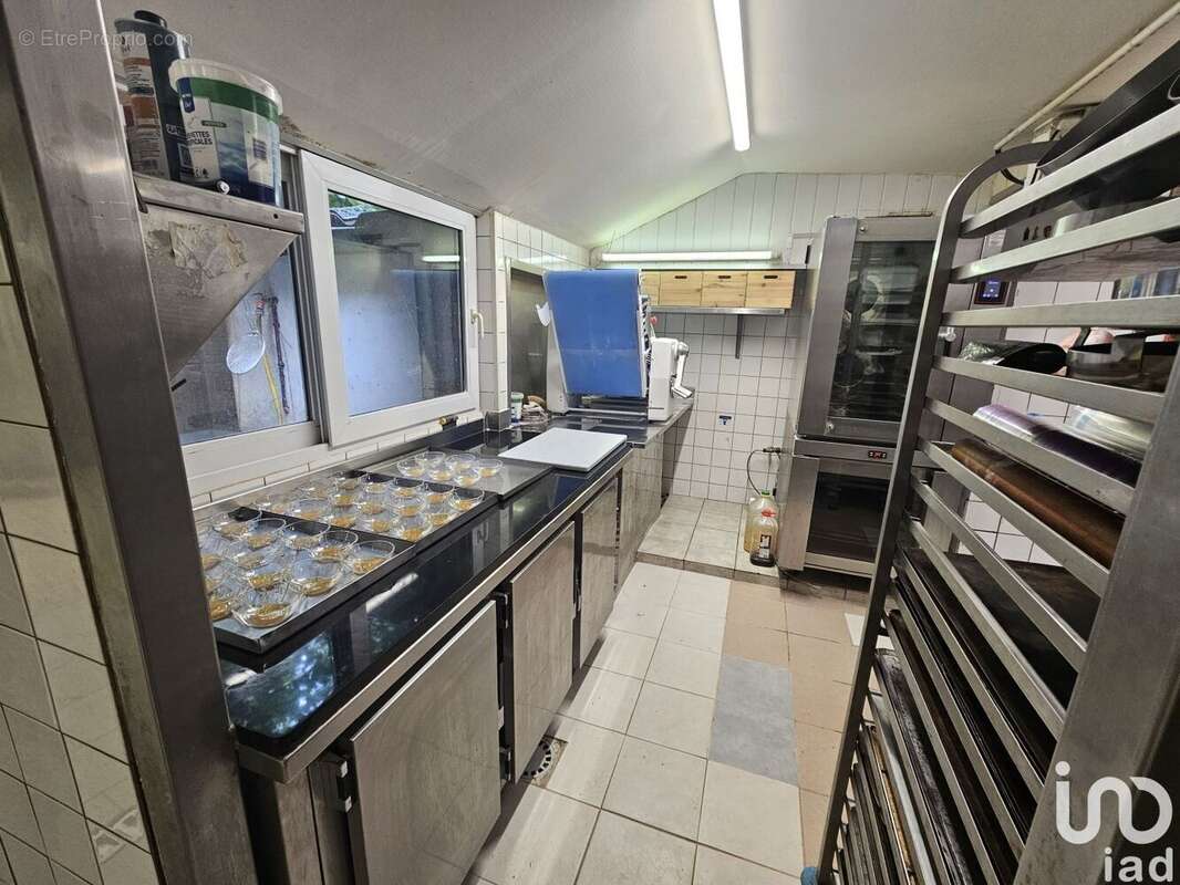 Photo 4 - Commerce à HUISSEAU-SUR-MAUVES