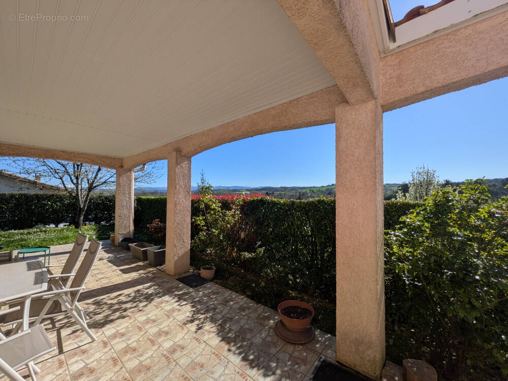 Maison à LEZAT-SUR-LEZE