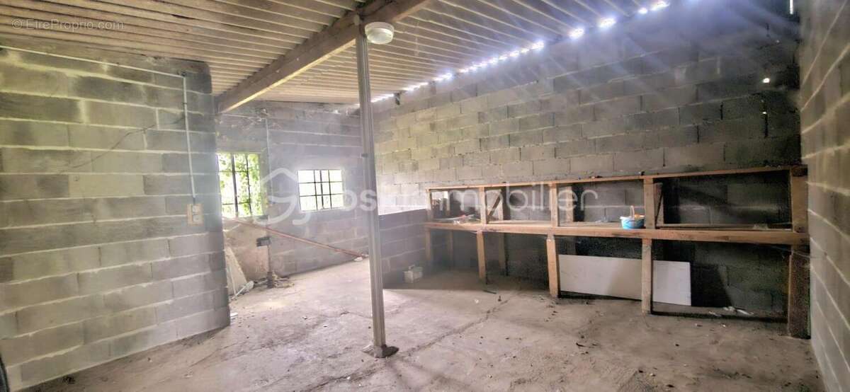 GIEN - Pavillon de plain-pied avec grand jardin clos de 1 068 m² - potentiel à exploiter - photo 19