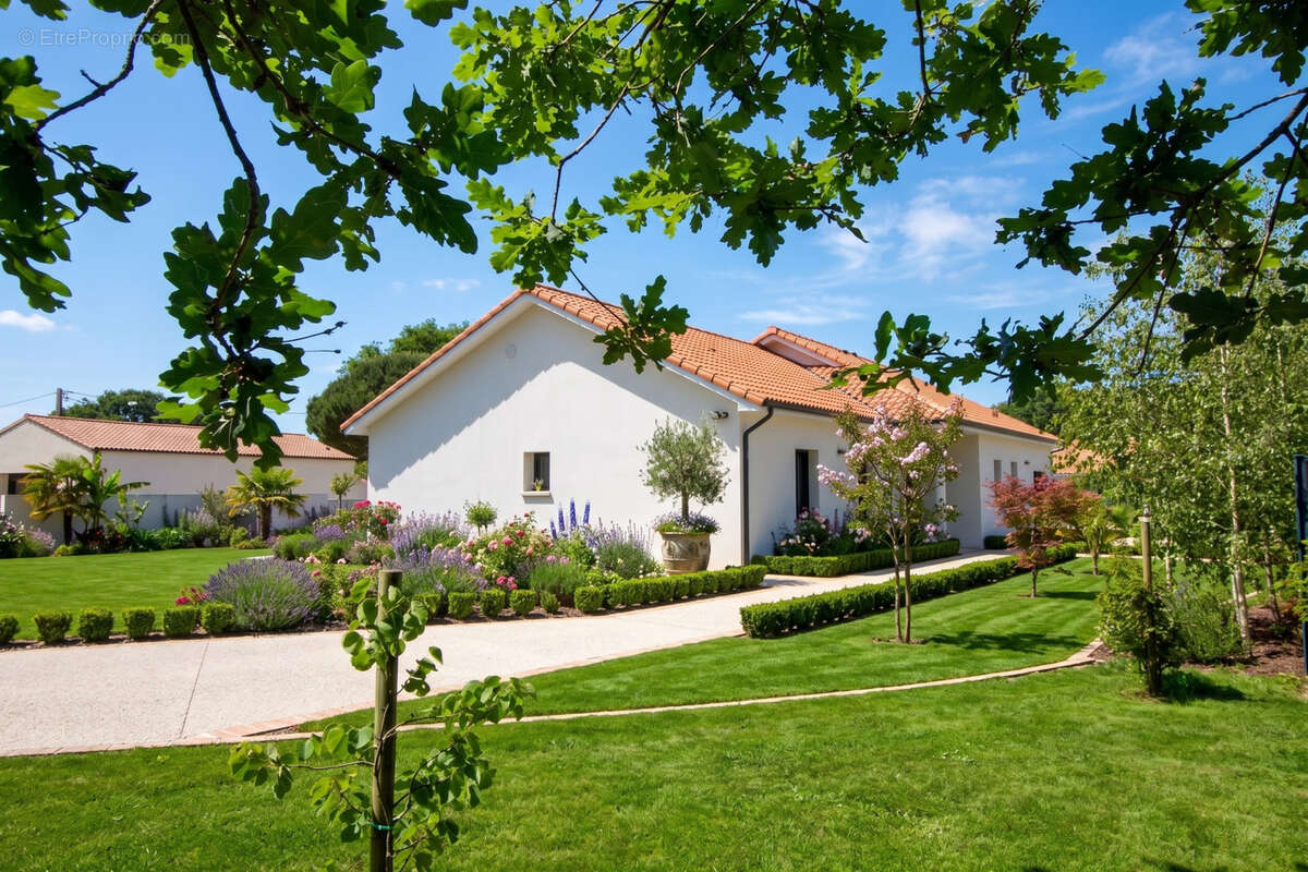 Maison à CHAUVE