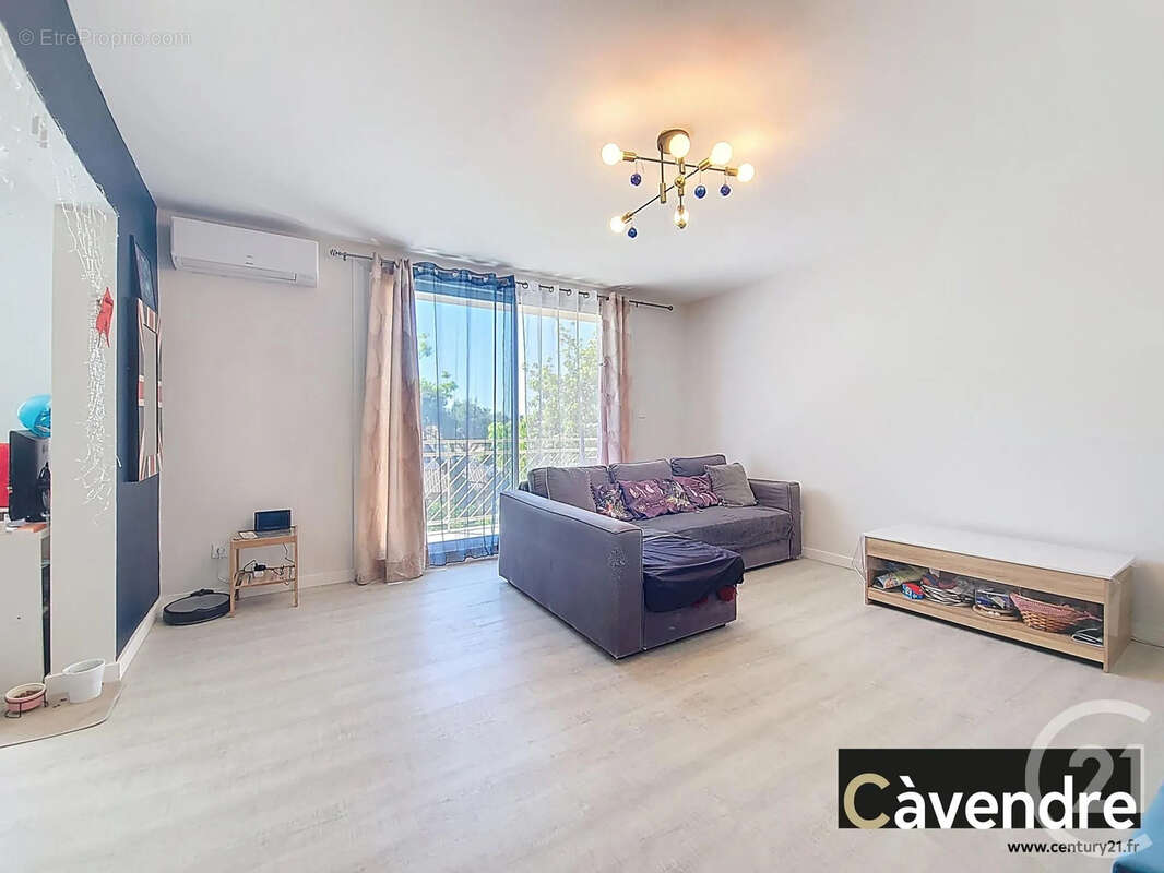 Appartement à VEDENE