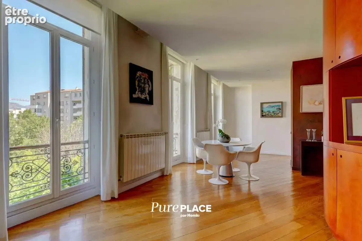 Appartement T4 de 144 m² à Marseille 13008, Avenue du Prado - photo 4