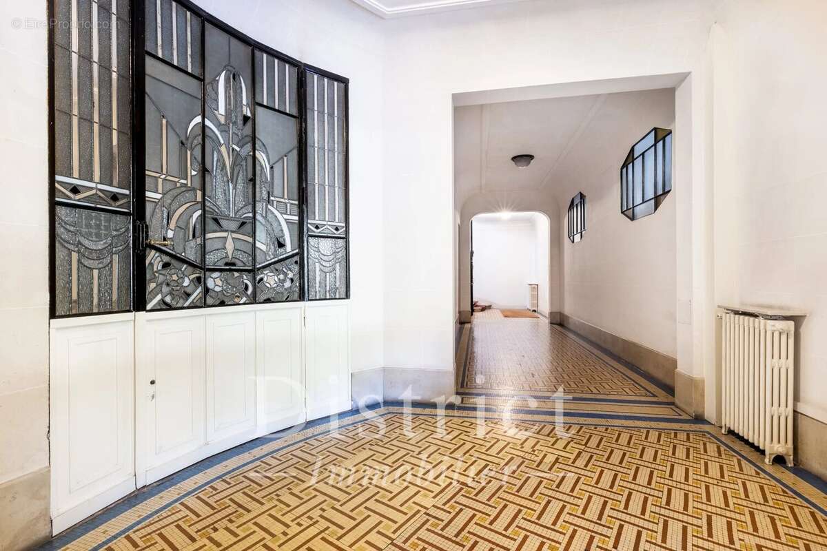 Père-Lachaise / République – Appartement traversant 138,4 m² - photo 11