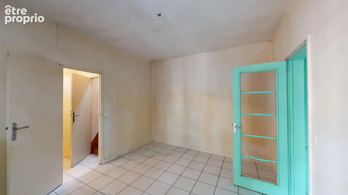 Exclusivité Guy Hoquet : Maison de ville avec extérieur et box à Montreuil - photo 4