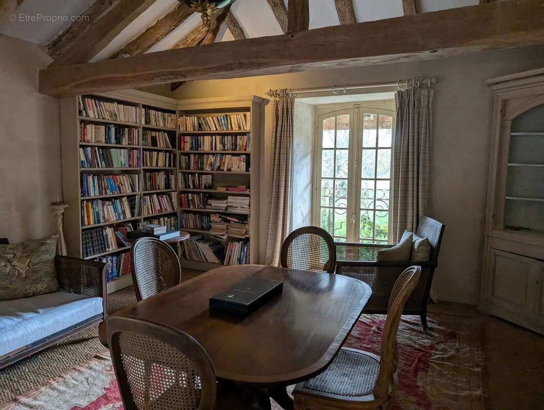 Maison à ESTAMPES