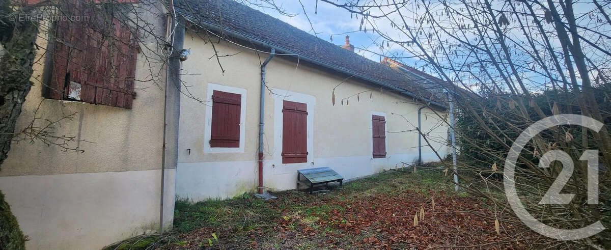 Maison à CERVON