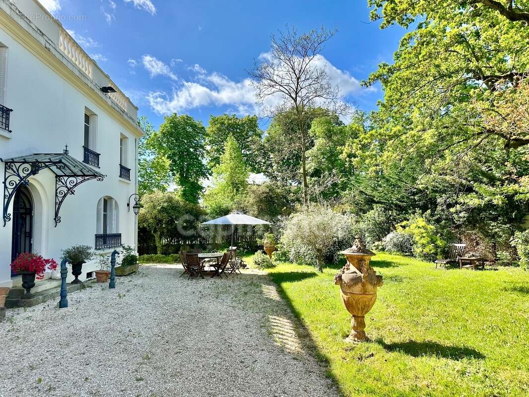 Parc de MAISONS LAFFITTE - Maison de famille de collection - photo 17