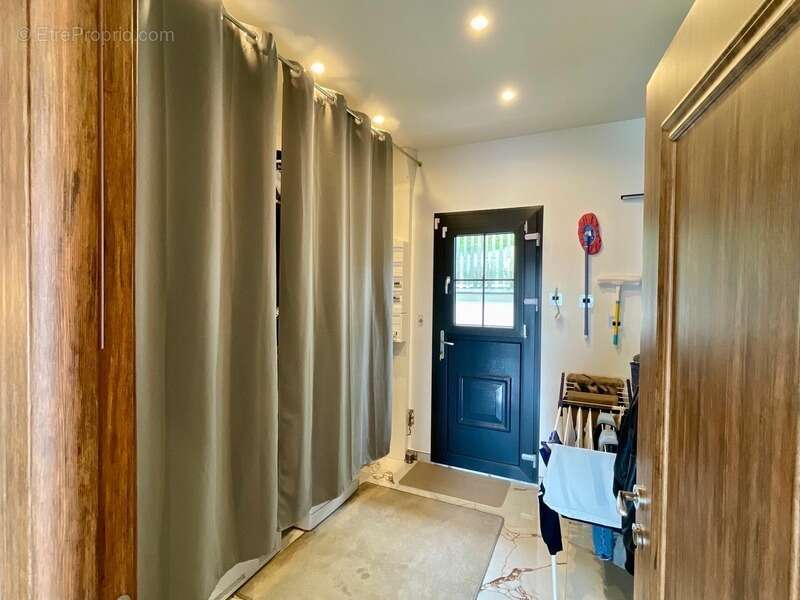 Maison à SAINT-JEAN-DE-GONVILLE