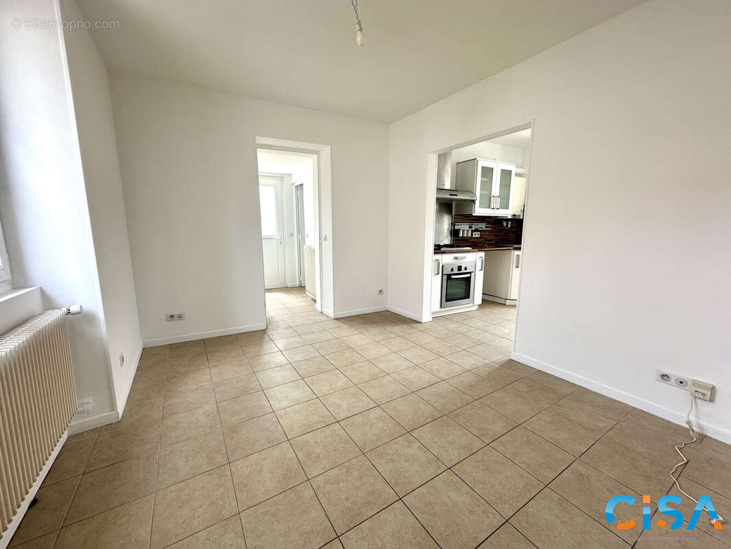 Appartement à BRUYERES-SUR-OISE