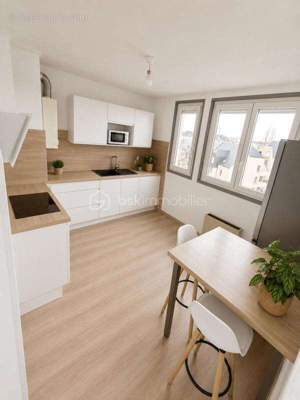 T4 de 78 m² avec ascenseur, balcon, cave et vue panoramique sur les Pyrénées - photo 15