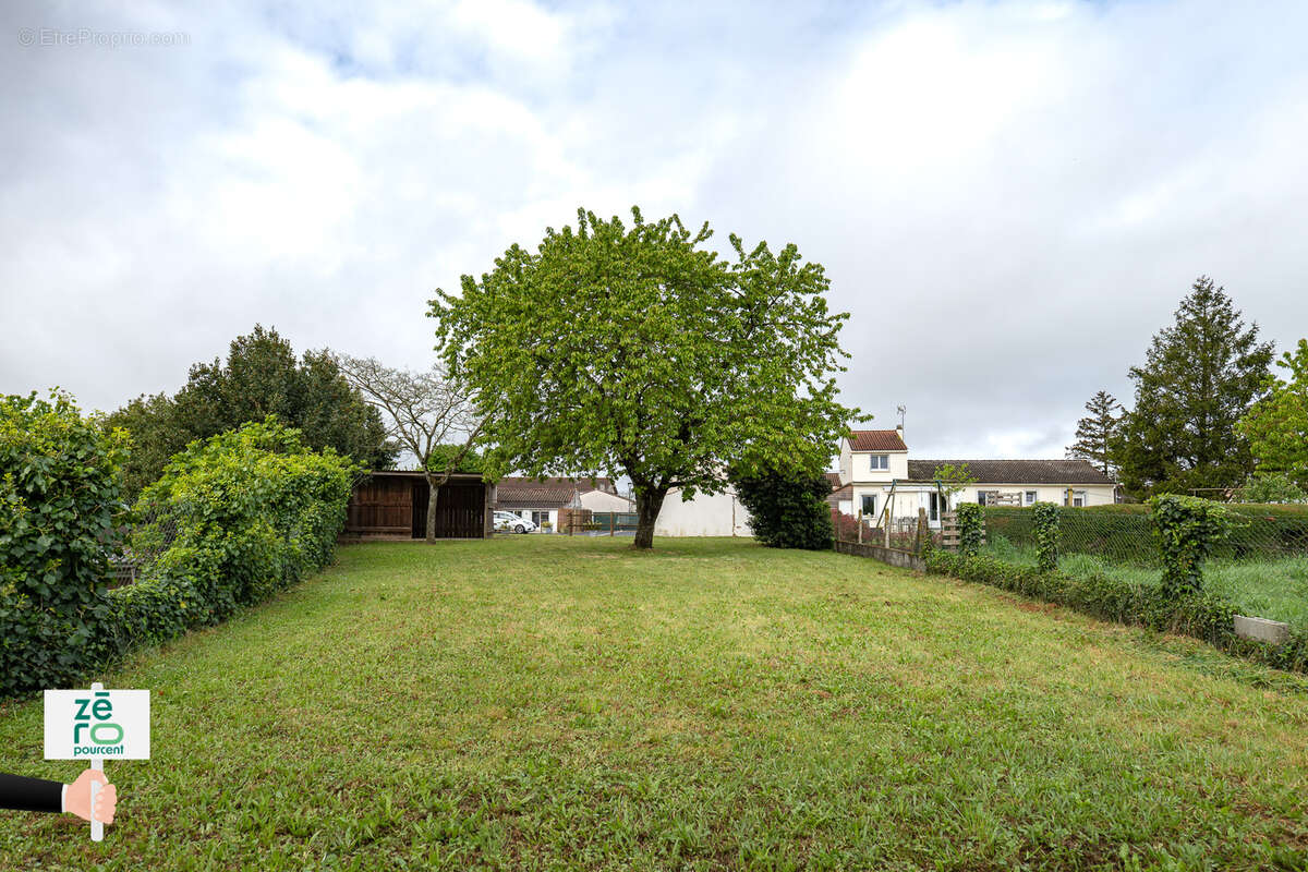 Maison à NALLIERS