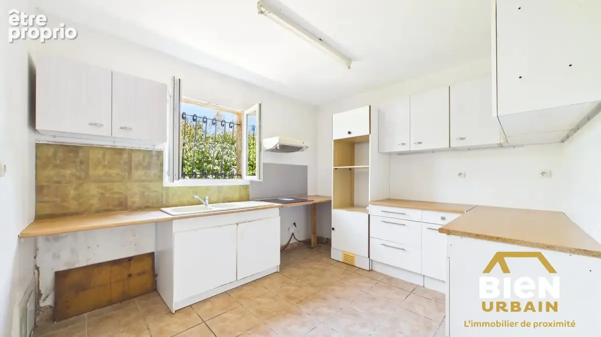 Maison 87 m² à Garons  - photo 6