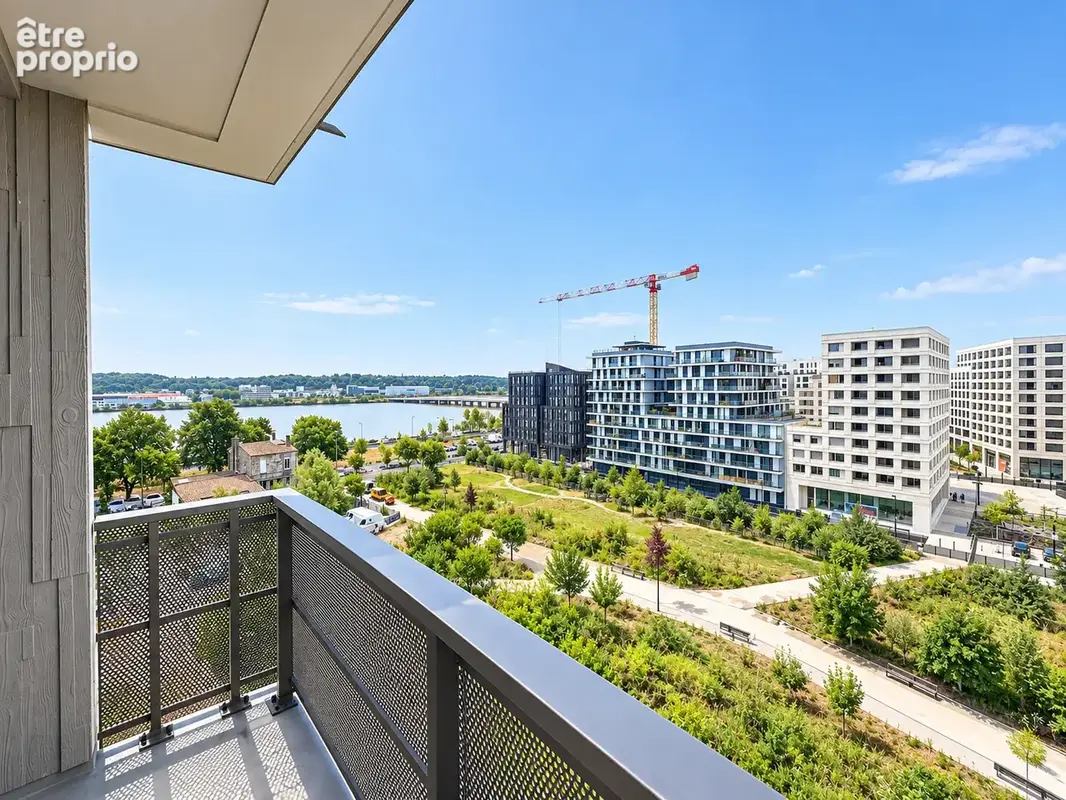 T5 avec 4 chambres, balcon et parking   Étage élevé face au pont Simone-Veil - photo 10